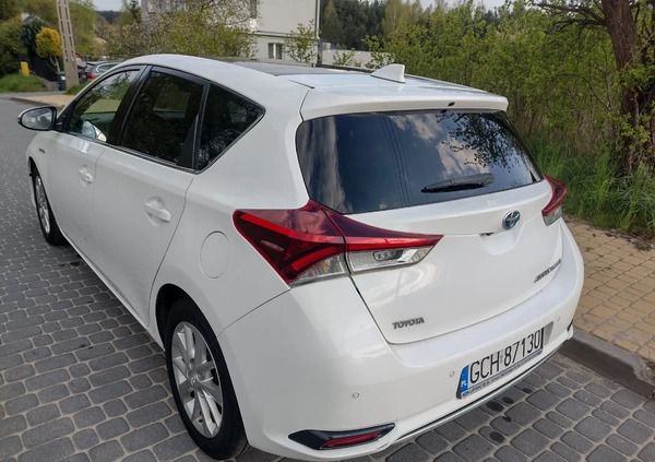 Toyota Auris cena 45800 przebieg: 220836, rok produkcji 2014 z Czersk małe 92